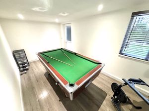 Games room- click for photo gallery